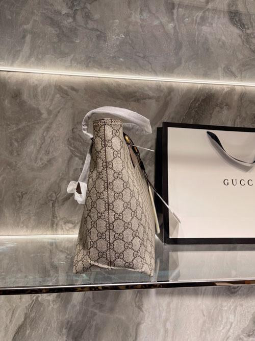 Gucci Bags 305 on Sale